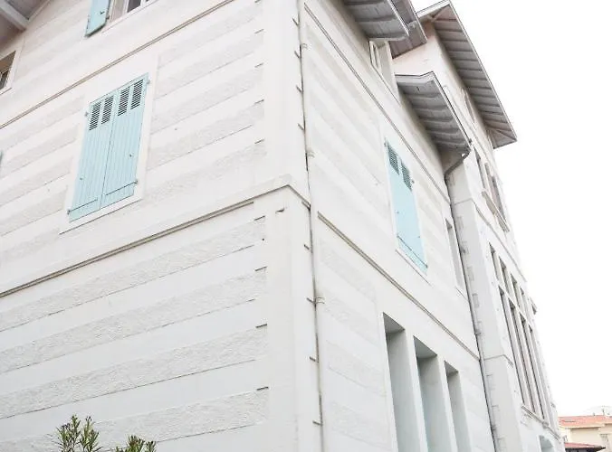 Apartamento Cosy 4 Pers A 200 M Et Commerce La Cabane64